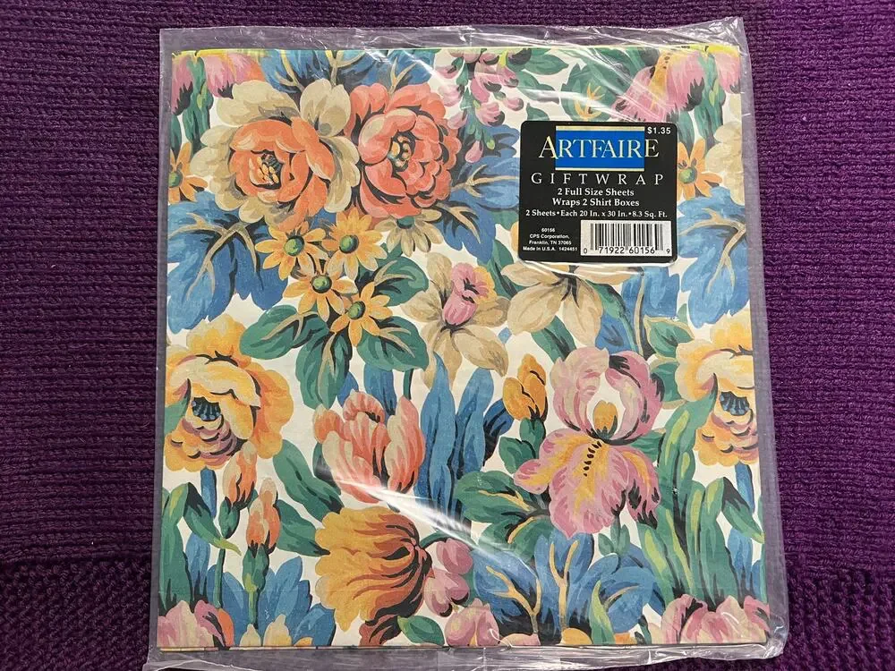 Artfaire wrapping paper floral pastel 1980s